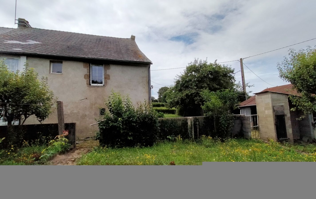 Immobilier des Deux Rives : Maison / Villa | SAINT-GERMAIN-DE-COULAMER (53700) | 97 m2 | 49 200 € 