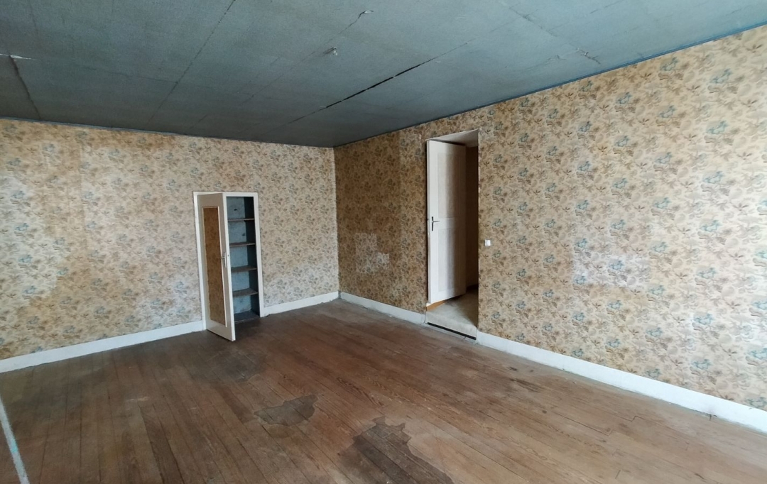 Immobilier des Deux Rives : Maison / Villa | SAINT-GERMAIN-DE-COULAMER (53700) | 148 m2 | 60 000 € 