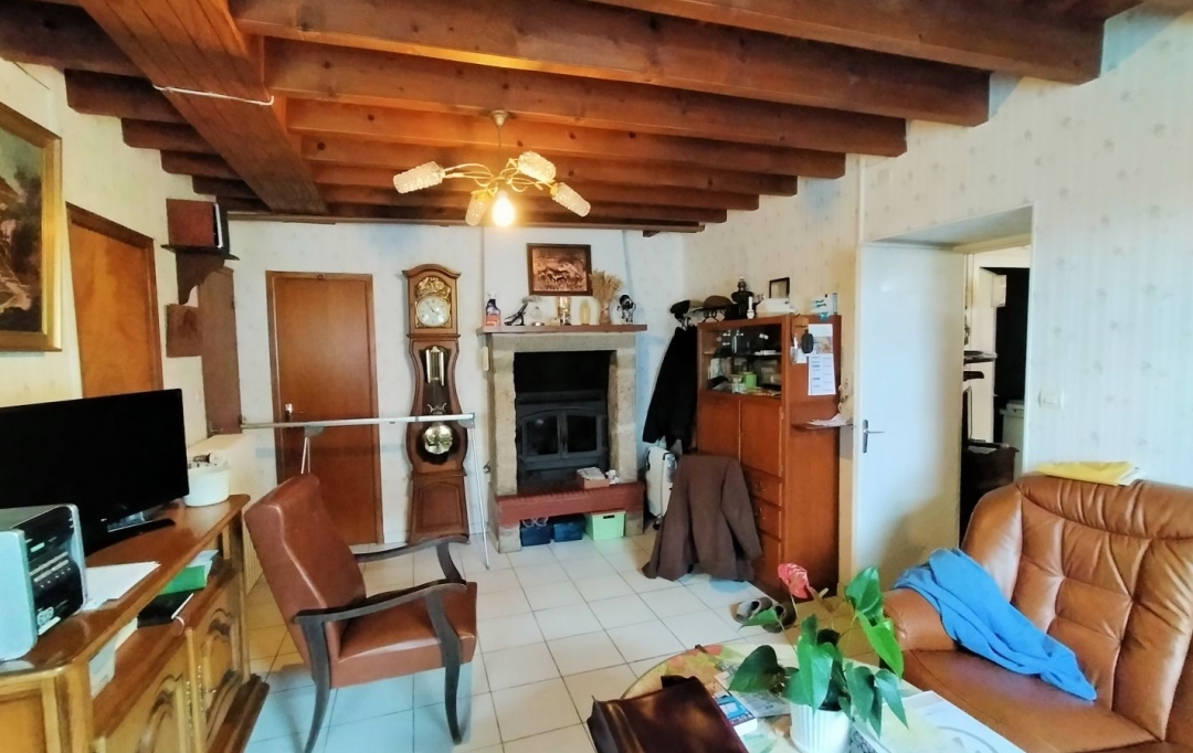 Immobilier des Deux Rives : House | SAINT-AUBIN-DU-DESERT (53700) | 146 m2 | 117 000 € 