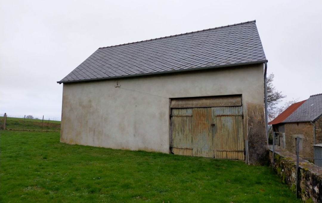 Immobilier des Deux Rives : House | SAINT-AUBIN-DU-DESERT (53700) | 146 m2 | 117 000 € 
