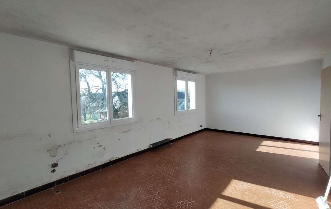 Immobilier des Deux Rives : Maison / Villa | AVERTON (53700) | 97 m2 | 65 000 € 