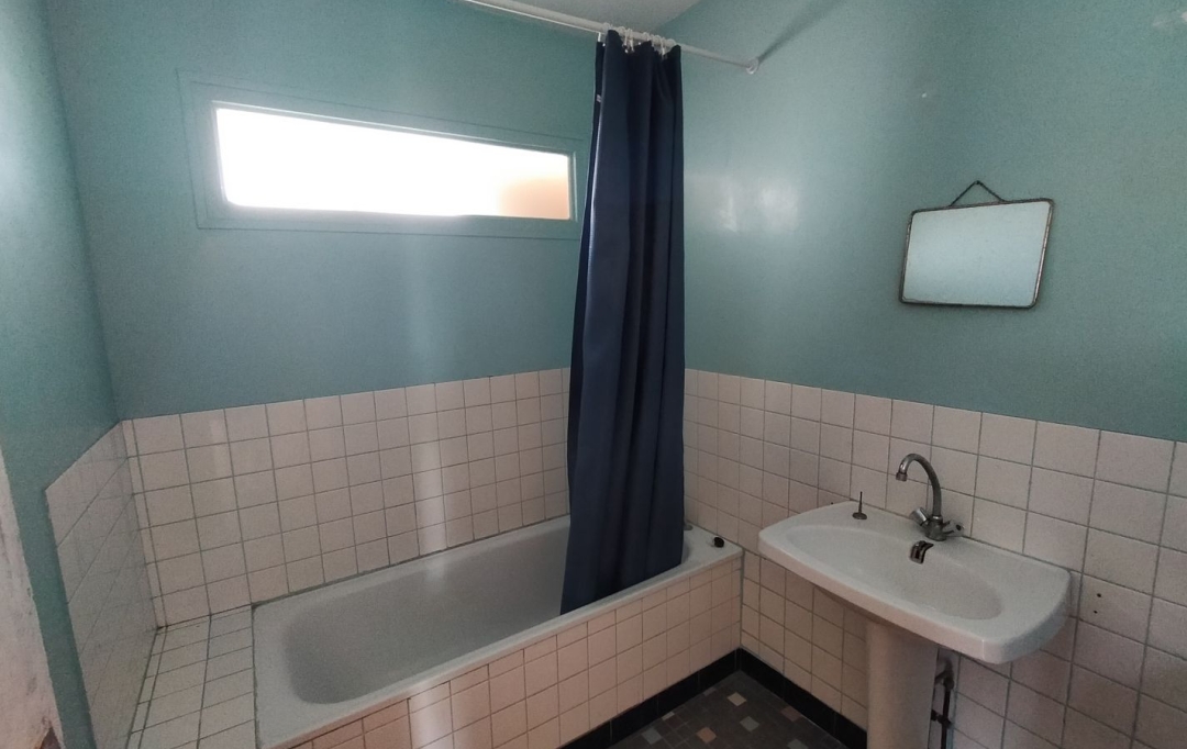 Immobilier des Deux Rives : Maison / Villa | AVERTON (53700) | 97 m2 | 65 000 € 