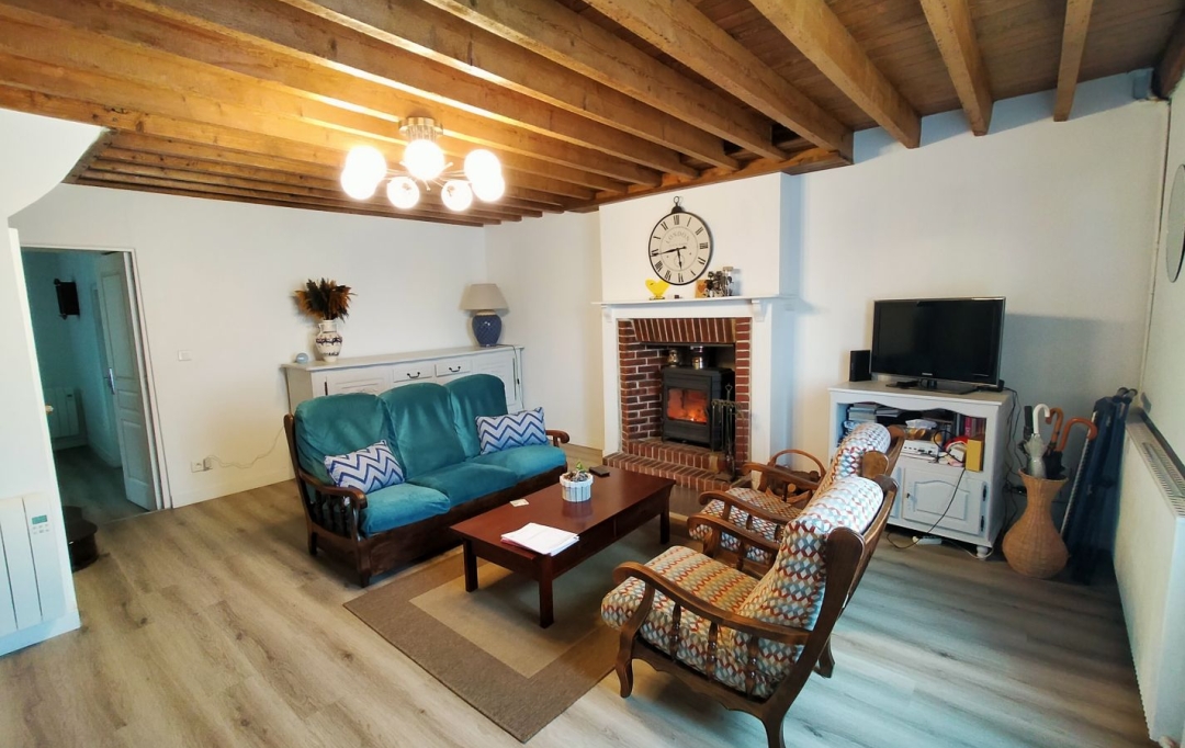 Immobilier des Deux Rives : Maison / Villa | JAVRON-LES-CHAPELLES (53250) | 120 m2 | 132 000 € 