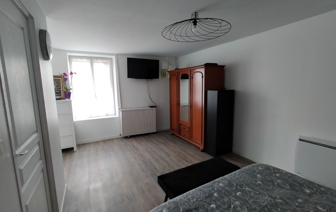Immobilier des Deux Rives : Maison / Villa | JAVRON-LES-CHAPELLES (53250) | 120 m2 | 132 000 € 
