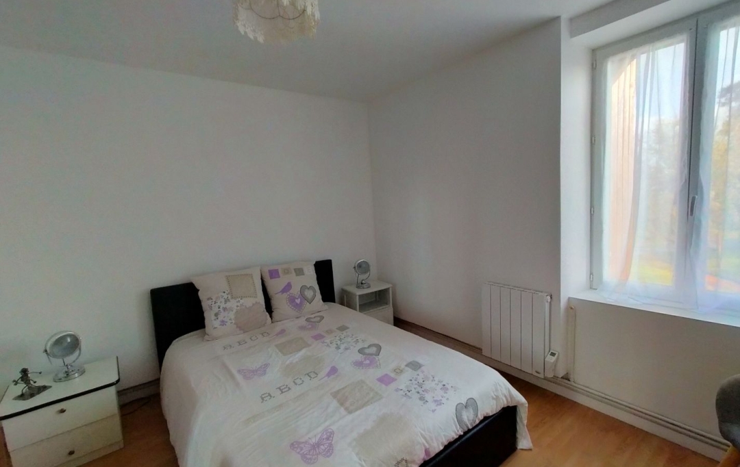Immobilier des Deux Rives : Maison / Villa | JAVRON-LES-CHAPELLES (53250) | 120 m2 | 132 000 € 