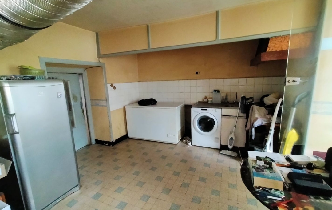 Immobilier des Deux Rives : Maison / Villa | VILLAINES-LA-JUHEL (53700) | 83 m2 | 33 000 € 