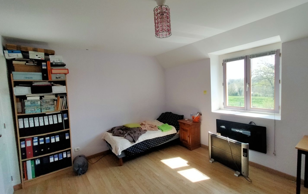 Immobilier des Deux Rives : Maison / Villa | SAINT-MARS-DU-DESERT (53700) | 172 m2 | 99 000 € 
