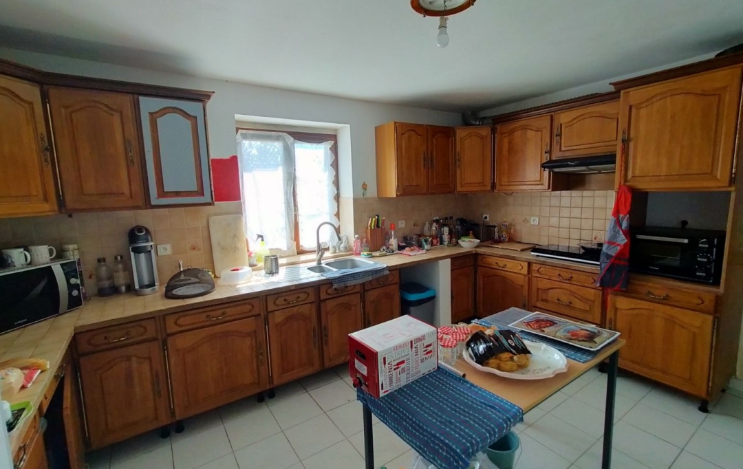 Immobilier des Deux Rives : Maison / Villa | SAINT-MARS-DU-DESERT (53700) | 172 m2 | 99 000 € 