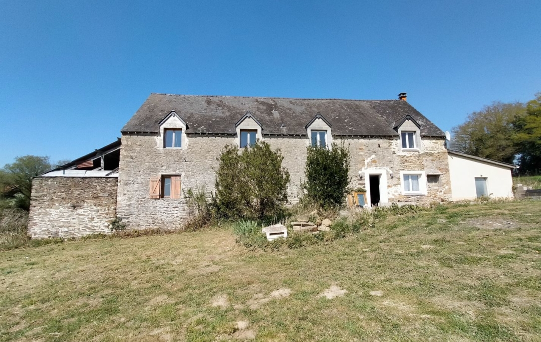 Immobilier des Deux Rives : Maison / Villa | SAINT-MARS-DU-DESERT (53700) | 172 m2 | 99 000 € 