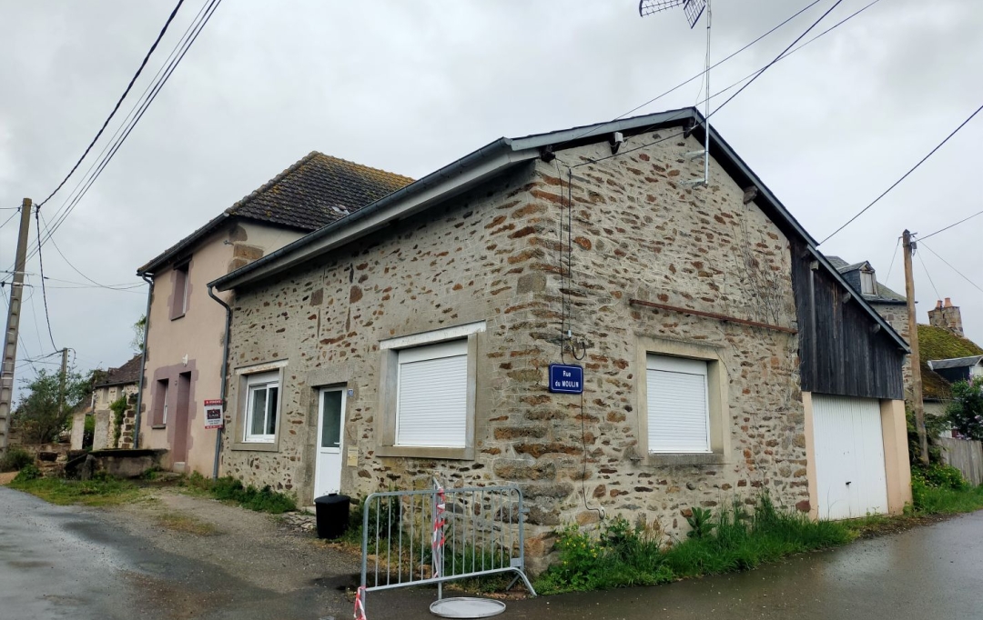 Immobilier des Deux Rives : Maison / Villa | SOUGE-LE-GANELON (72130) | 80 m2 | 70 000 € 