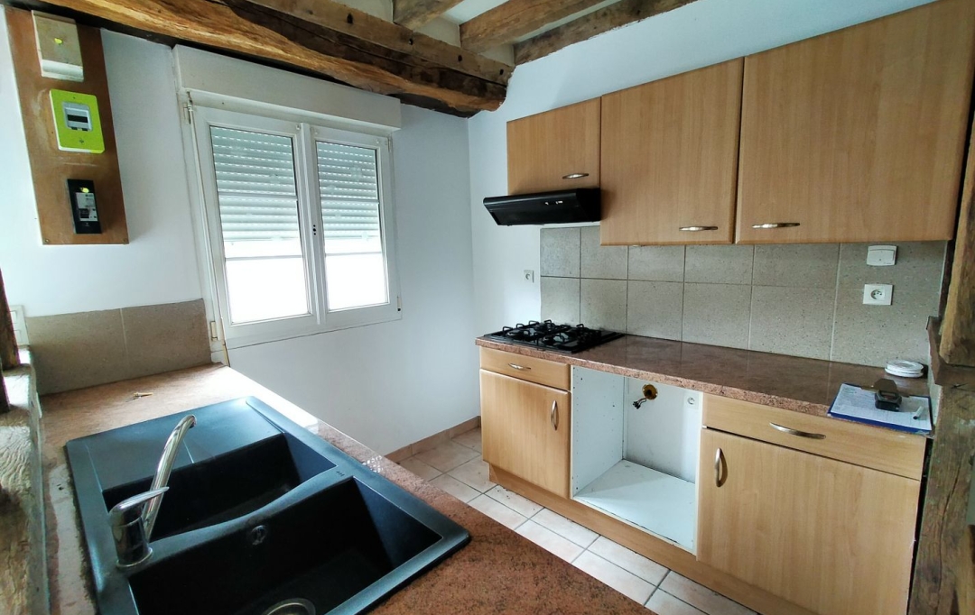 Immobilier des Deux Rives : Maison / Villa | SOUGE-LE-GANELON (72130) | 93 m2 | 75 000 € 