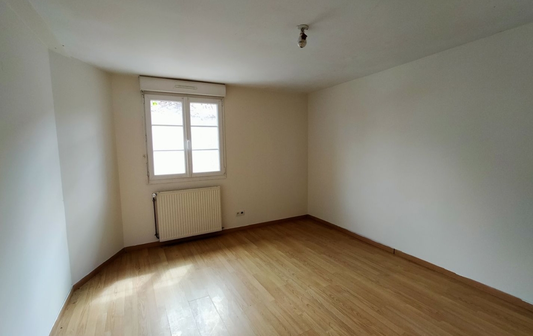 Immobilier des Deux Rives : Maison / Villa | SOUGE-LE-GANELON (72130) | 93 m2 | 75 000 € 