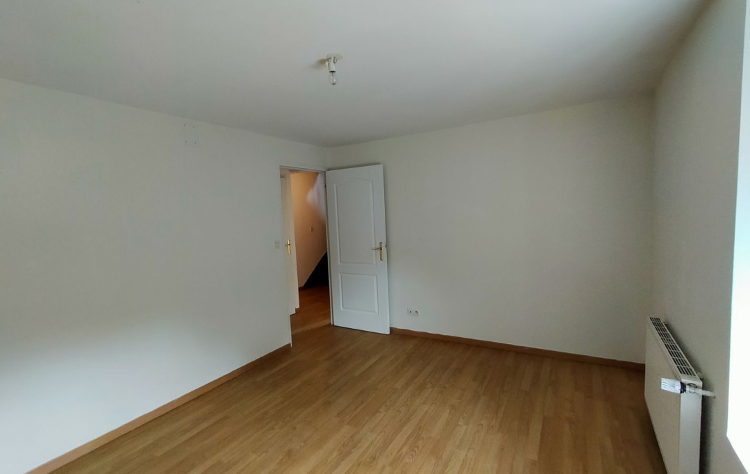 Immobilier des Deux Rives : Maison / Villa | SOUGE-LE-GANELON (72130) | 93 m2 | 75 000 € 