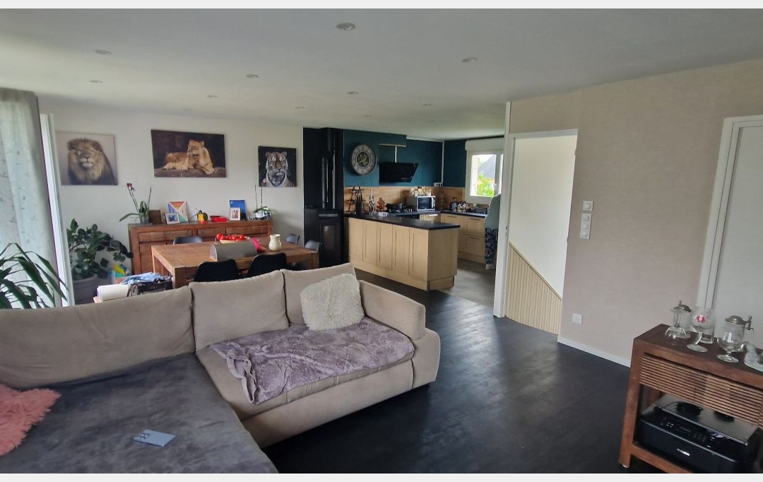 Immobilier des Deux Rives : House | VILLAINES-LA-JUHEL (53700) | 94 m2 | 130 000 € 