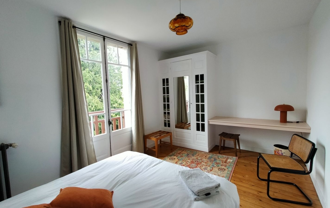 Immobilier des Deux Rives : Domaines / Propriétés | BAGNOLES-DE-L'ORNE (61140) | 900 m2 | 878 800 € 