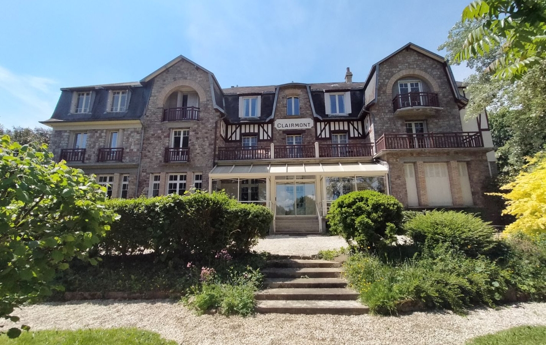 Immobilier des Deux Rives : Domaines / Propriétés | BAGNOLES-DE-L'ORNE (61140) | 900 m2 | 878 800 € 