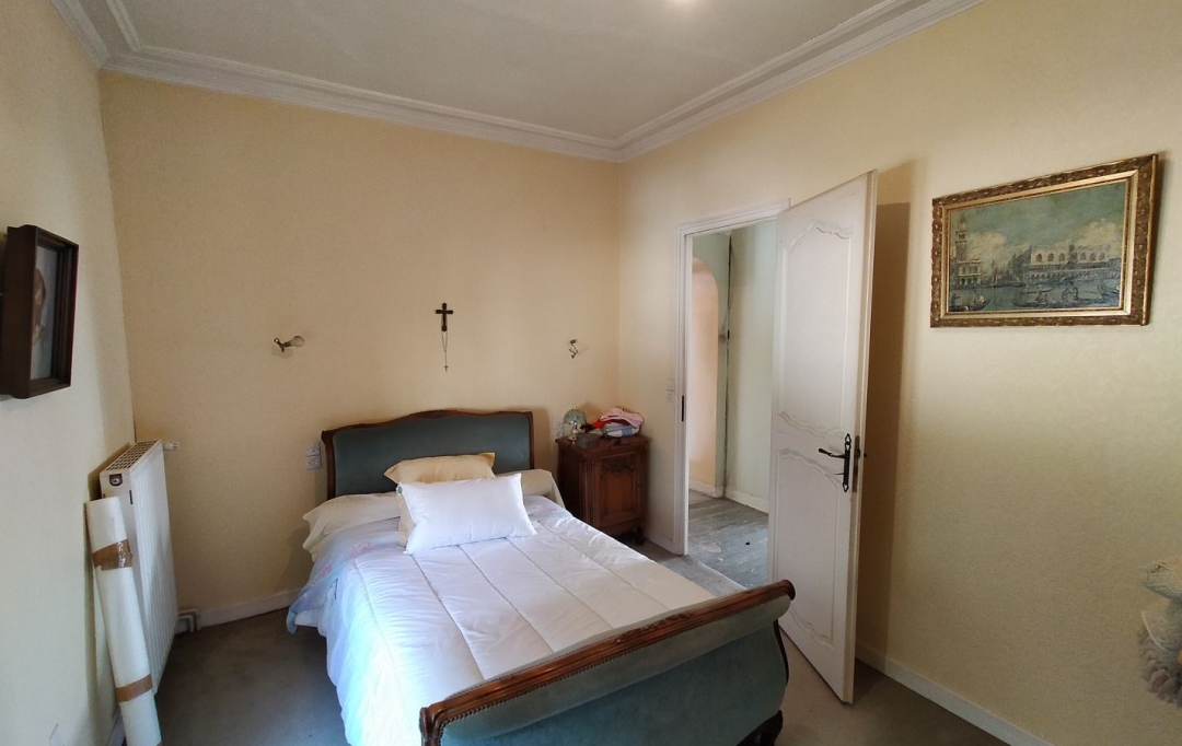 Immobilier des Deux Rives : Maison / Villa | VILLAINES-LA-JUHEL (53700) | 165 m2 | 90 500 € 
