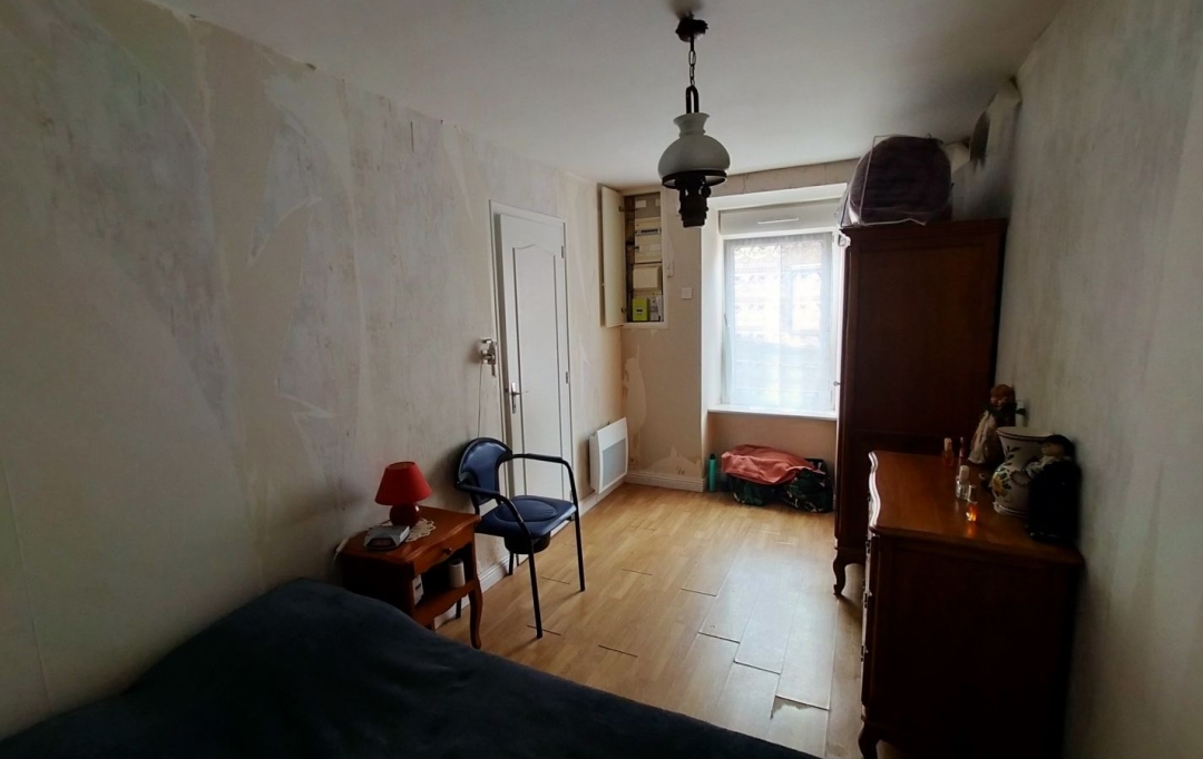 Immobilier des Deux Rives : House | VILLAINES-LA-JUHEL (53700) | 80 m2 | 63 000 € 