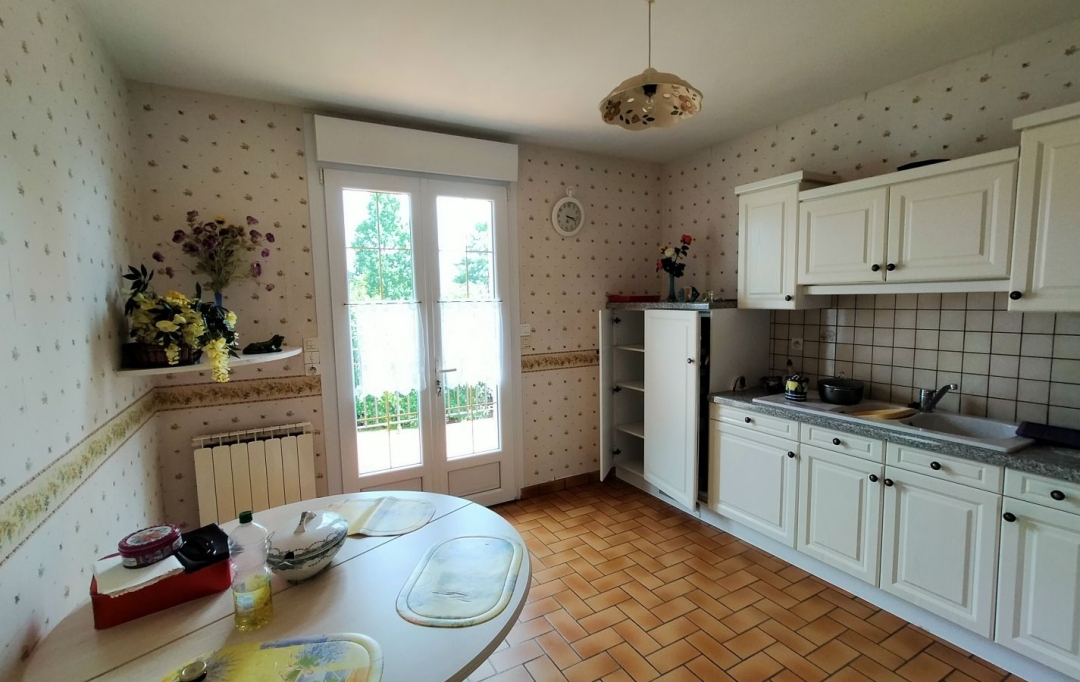 Immobilier des Deux Rives : House | VILLAINES-LA-JUHEL (53700) | 93 m2 | 149 500 € 