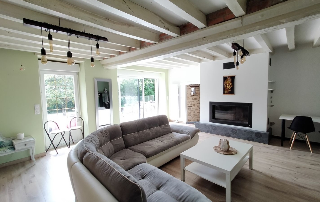 Immobilier des Deux Rives : Maison / Villa | SAINT-AUBIN-DU-DESERT (53700) | 106 m2 | 270 400 € 