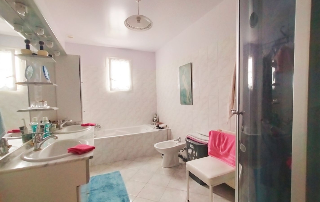 Immobilier des Deux Rives : House | VILLAINES-LA-JUHEL (53700) | 98 m2 | 178 000 €  Immobilier des Deux Rives : House | VILLAINES-LA-JUHEL (53700) | 98 m2 | 178 000 €
