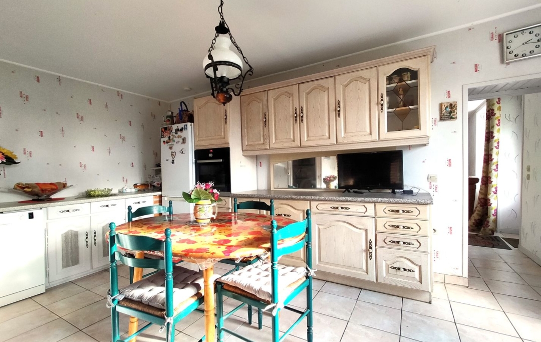 Immobilier des Deux Rives : House | AVERTON (53700) | 72 m2 | 106 000 € 