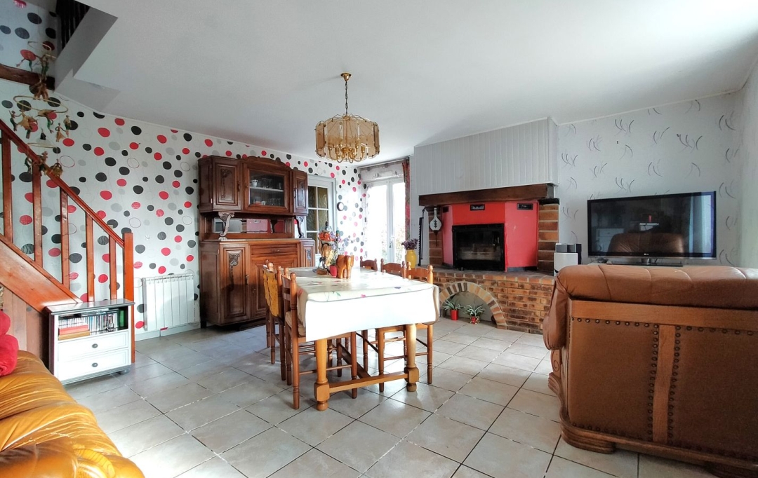 Immobilier des Deux Rives : House | AVERTON (53700) | 72 m2 | 106 000 € 