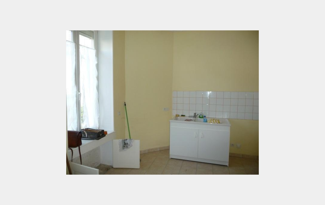 Immobilier des Deux Rives : House | CHAMPGENETEUX (53160) | 55 m2 | 33 000 € 