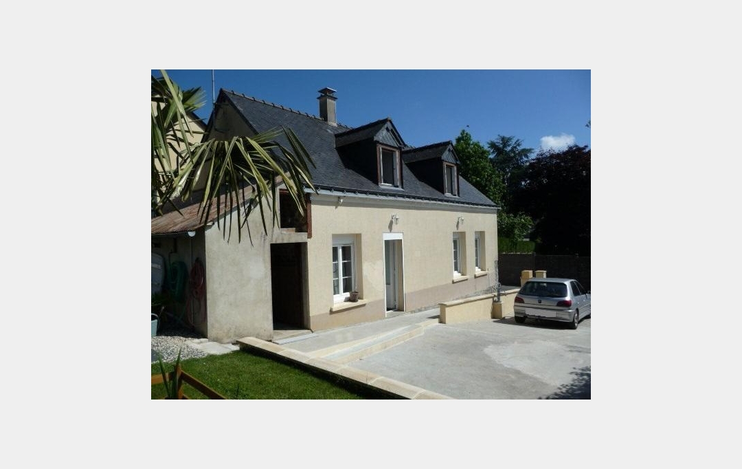 Immobilier des Deux Rives : Maison / Villa | VILLAINES-LA-JUHEL (53700) | 80 m2 | 106 000 € 