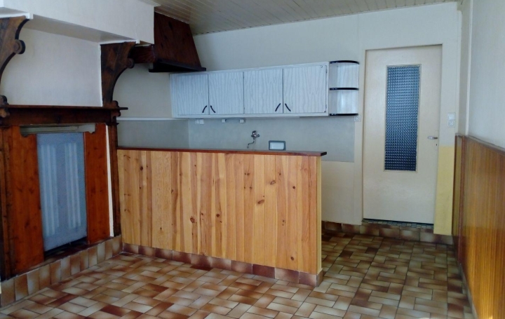 Immobilier des Deux Rives : Maison / Villa | VILLAINES-LA-JUHEL (53700) | 81 m2 | 425 € 