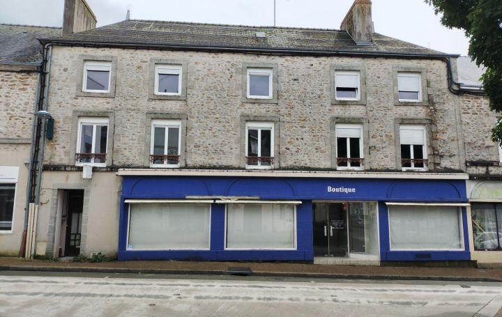 Local commercial VILLAINES-LA-JUHEL 52 m2 550 € Local commercial VILLAINES-LA-JUHEL 52 m2 550 €