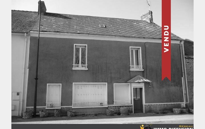 Immobilier des Deux Rives : Maison / Villa | CHAMPGENETEUX (53160) | 94 m2 | 28 000 € 