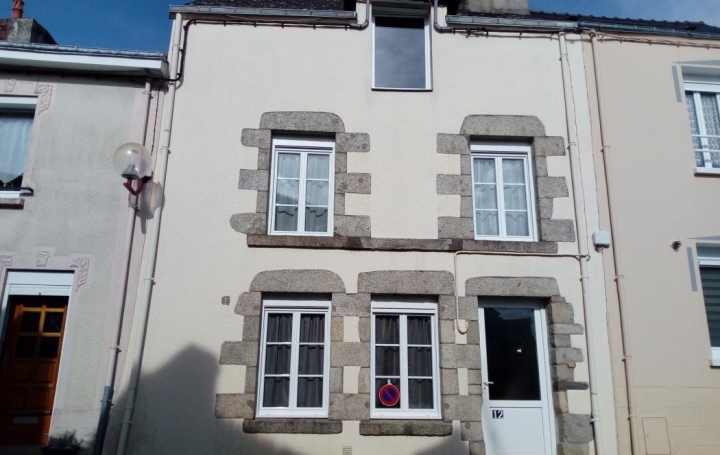 Immobilier des Deux Rives : Maison / Villa | VILLAINES-LA-JUHEL (53700) | 77 m2 | 44 200 € 