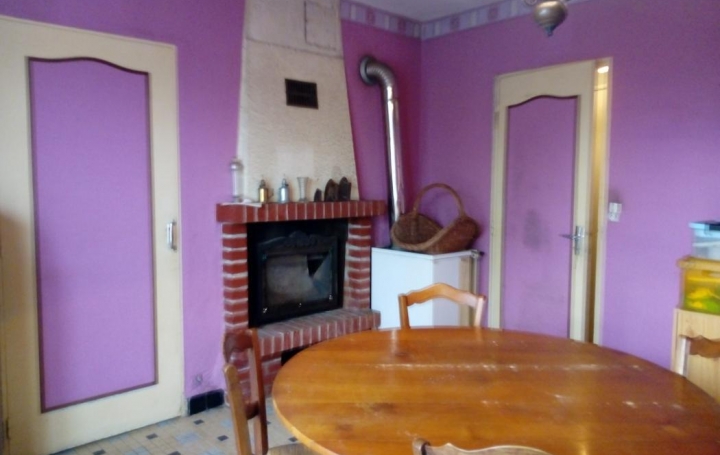 Immobilier des Deux Rives : Maison / Villa | VILLAINES-LA-JUHEL (53700) | 80 m2 | 44 200 € 