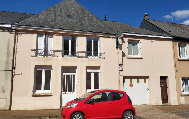Maison de ville VILLAINES-LA-JUHEL 126 m2 96 000 € Maison de ville VILLAINES-LA-JUHEL 126 m2 96 000 €