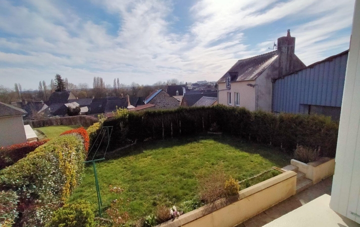 Immobilier des Deux Rives : Maison / Villa | VILLAINES-LA-JUHEL (53700) | 102 m2 | 127 000 € 