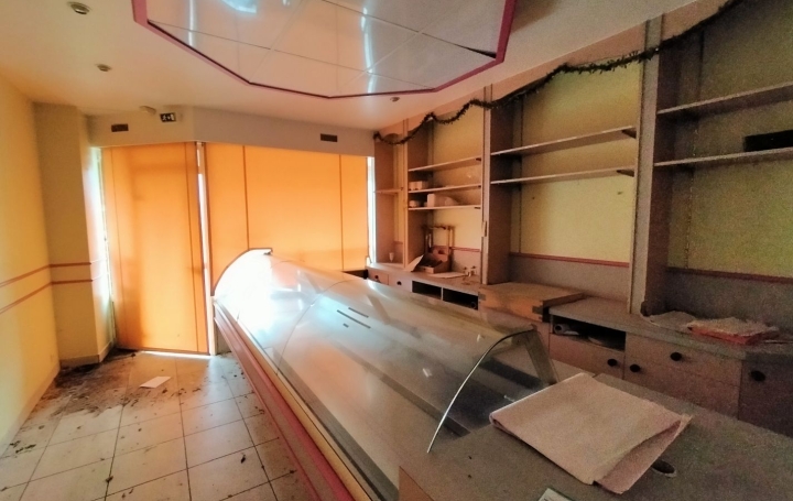 Maison de ville VILLAINES-LA-JUHEL 106 m2 75 000 € Maison de ville VILLAINES-LA-JUHEL 106 m2 75 000 €