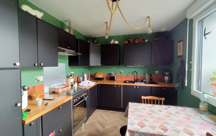 Maison VILLAINES-LA-JUHEL 133 m2 167 500 € Maison VILLAINES-LA-JUHEL 133 m2 167 500 €