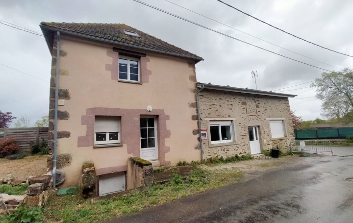 Maison de village SOUGE-LE-GANELON 170 m2 142 000 € Maison de village SOUGE-LE-GANELON 170 m2 142 000 €