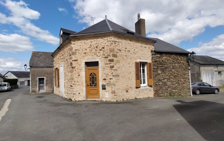 Maison de village MONT-SAINT-JEAN 105 m2 117 000 € Maison de village MONT-SAINT-JEAN 105 m2 117 000 €